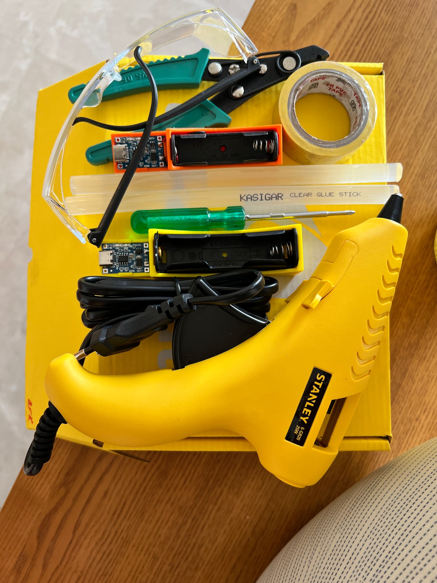 Junior Tinker Toolbox (Ages 7+)