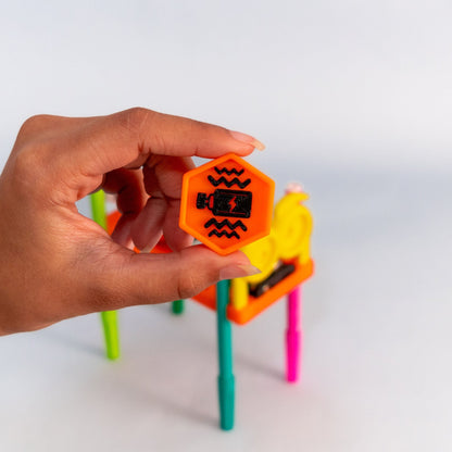 Art Bot (Ages 6+) (6 years or older) – STEM Kit for Kids | Tinkernauts