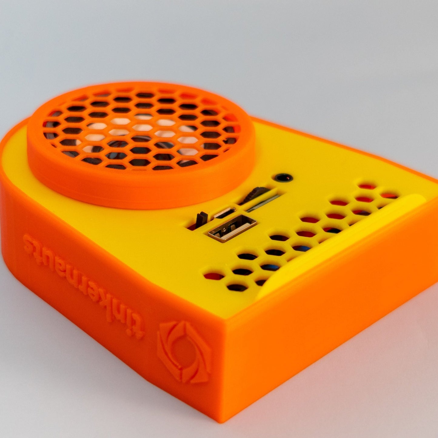 Beat Box (Ages 7+) (7 years or older) – STEM Kit for Kids | Tinkernauts