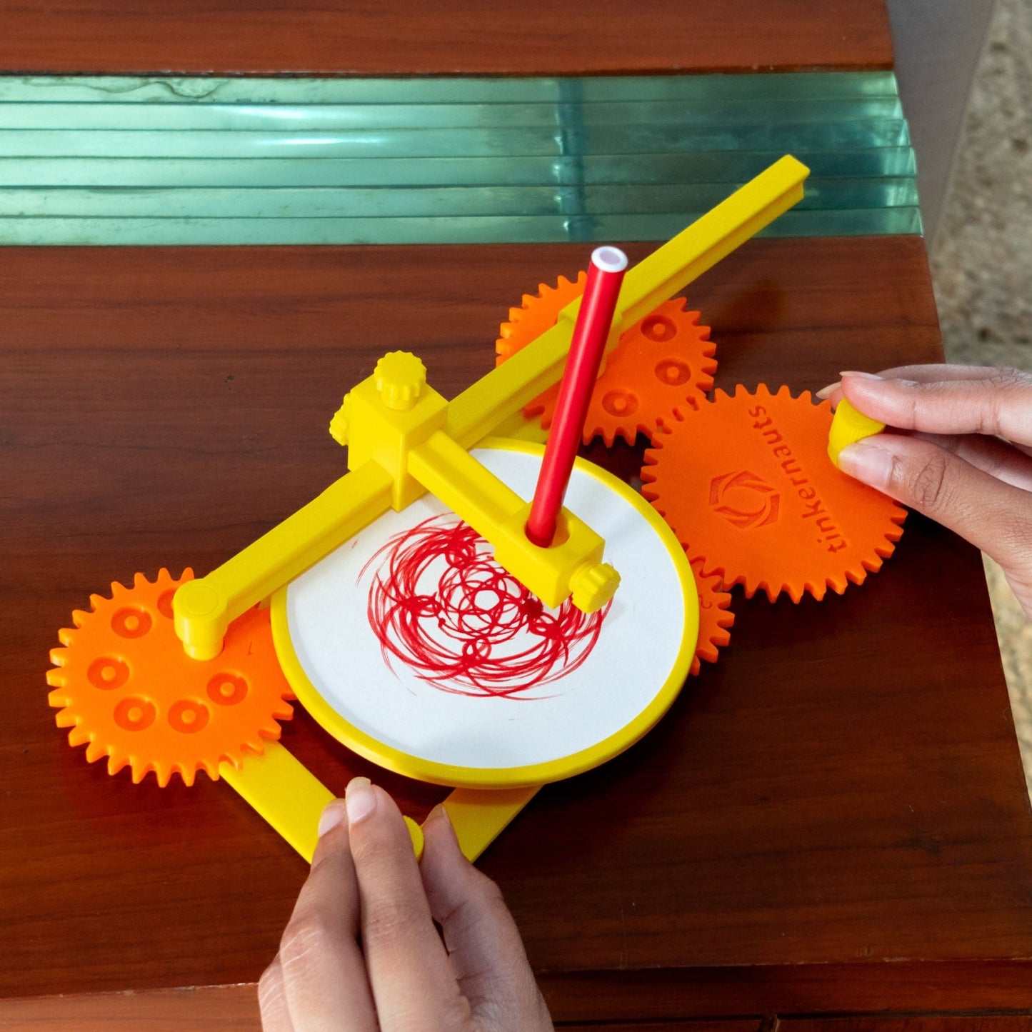 Cycloid Creator (Ages 6+) (6 years or older) – STEM Kit for Kids | Tinkernauts