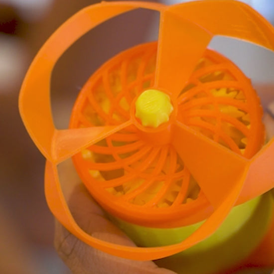 Demo video of a child assembling and testing a STEM DIY educational kit – Tinkernauts