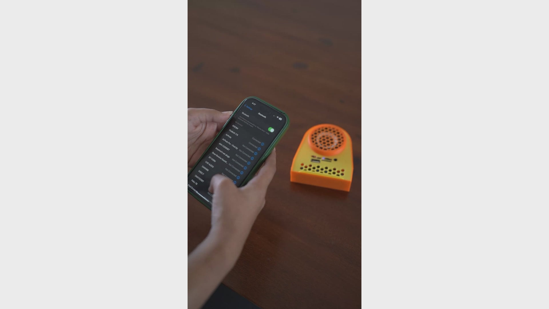 Demo video of a child assembling and testing a STEM DIY educational kit – Tinkernauts