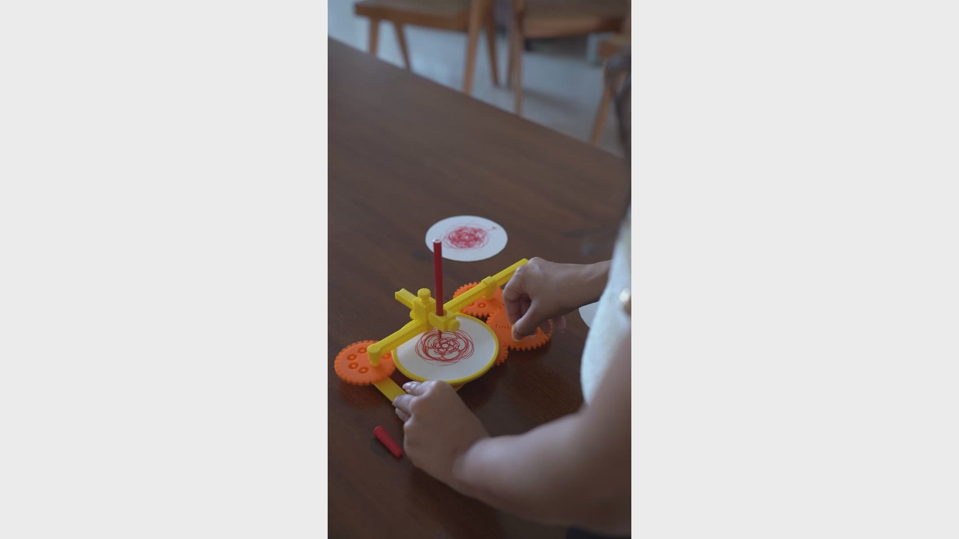 Tutorial video showing a child building a DIY STEM project step-by-step – Tinkernauts