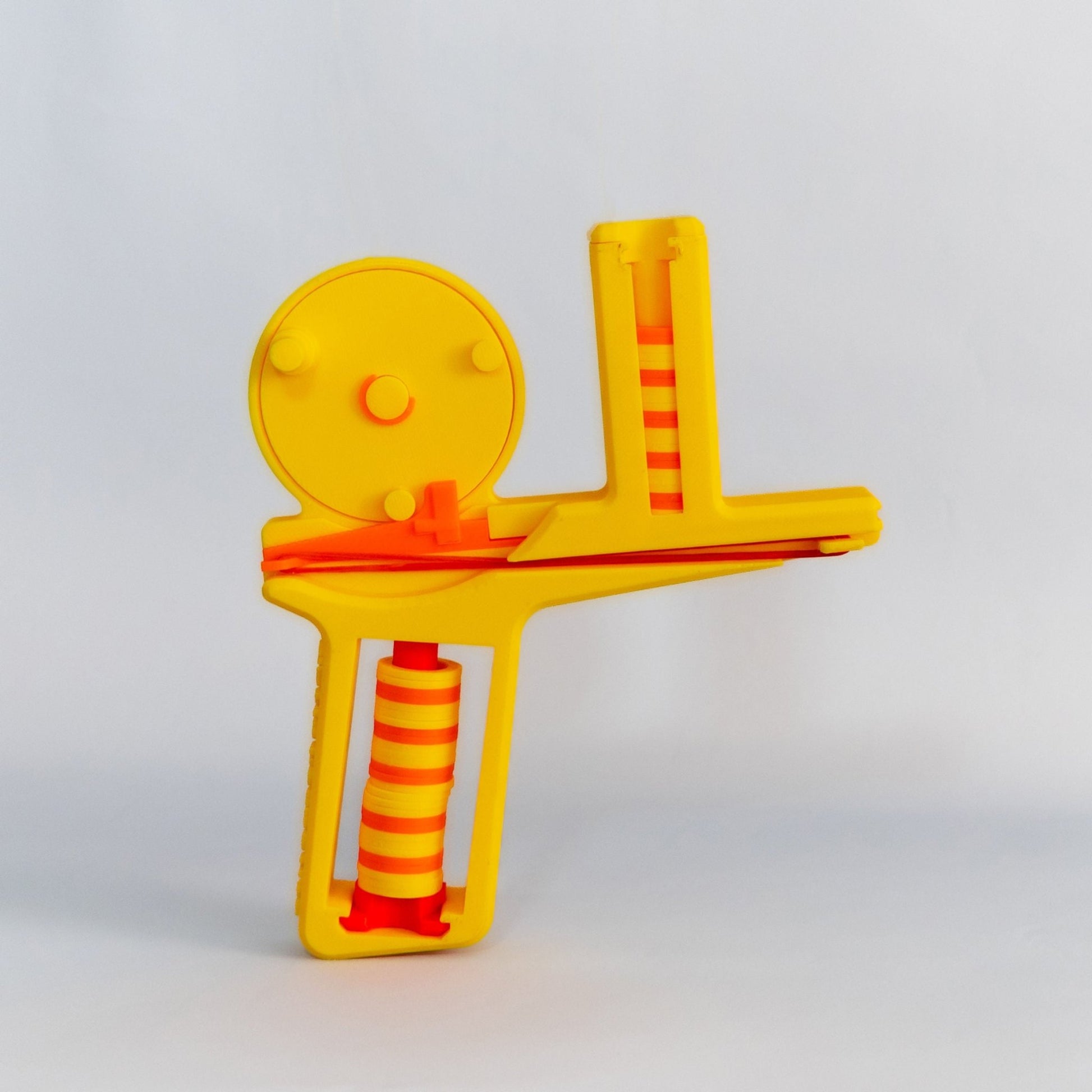 Spin Shot (Ages 6+) (single magazine & discs) – STEM Kit for Kids | Tinkernauts