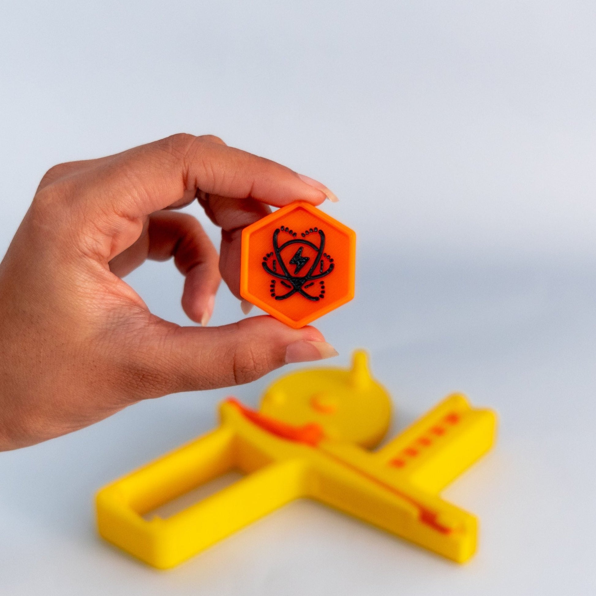 Spin Shot (Ages 6+) (two magazines & discs) – STEM Kit for Kids | Tinkernauts